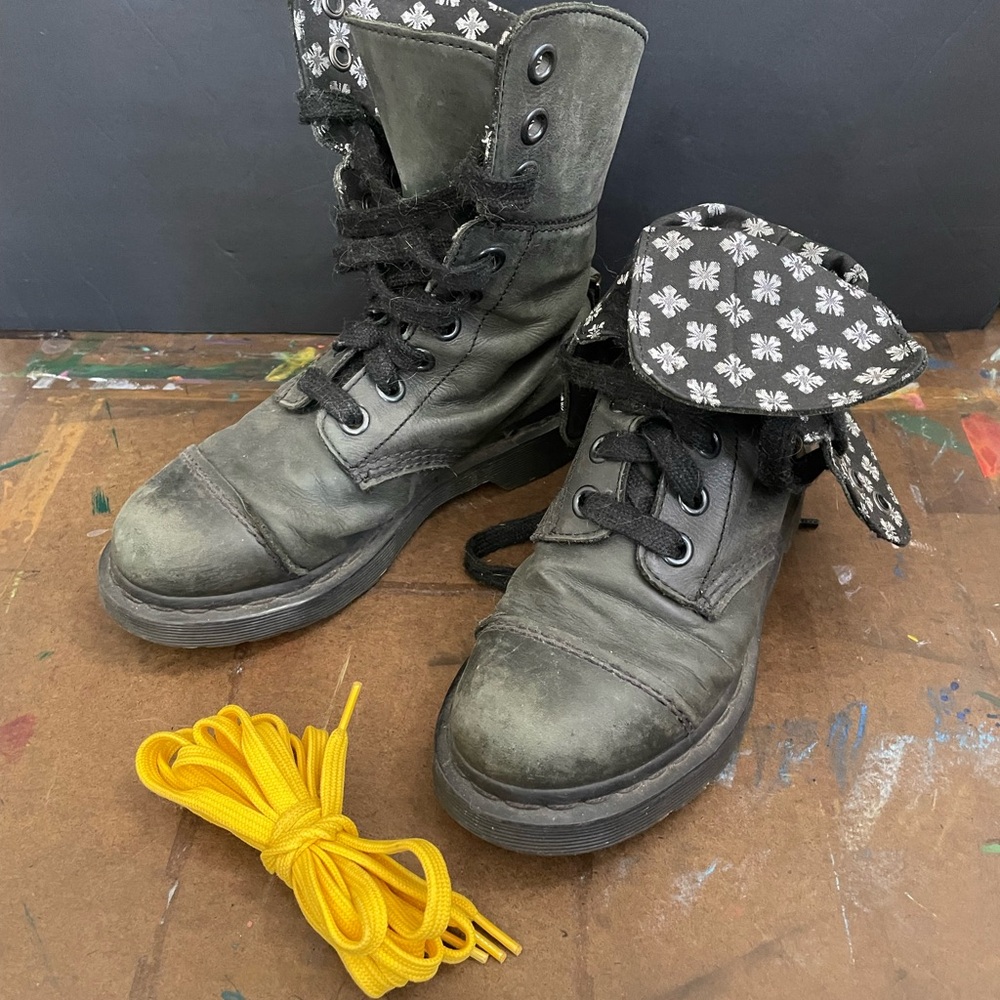 Dr. Martens Aimilita Boots